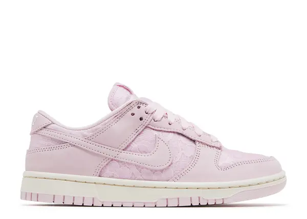Кроссовки Dunk Low Lace Pack Regal Pink
